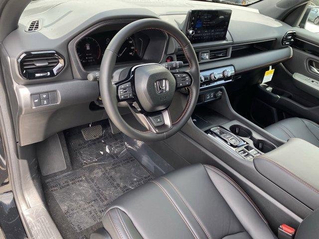 new 2025 Honda Pilot car, priced at $51,330