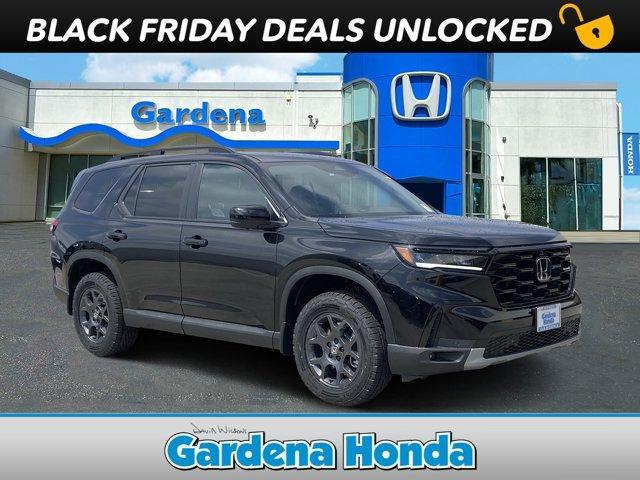 new 2025 Honda Pilot car, priced at $51,330