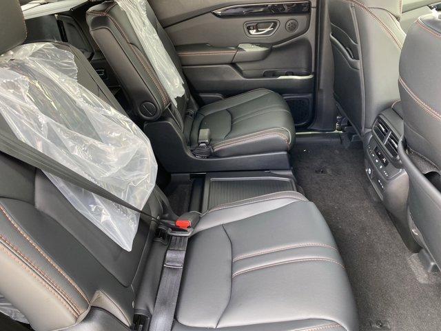 new 2025 Honda Pilot car, priced at $51,330