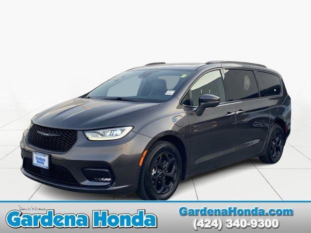 used 2021 Chrysler Pacifica Hybrid car, priced at $27,388