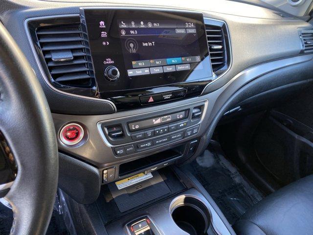 used 2022 Honda Pilot car, priced at $31,988