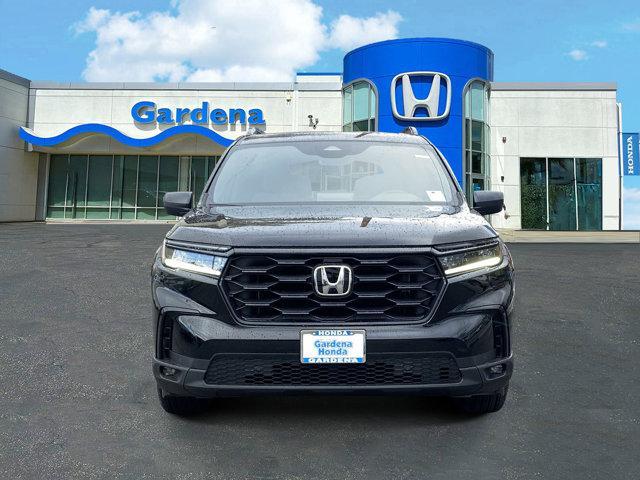 new 2025 Honda Pilot car, priced at $43,795
