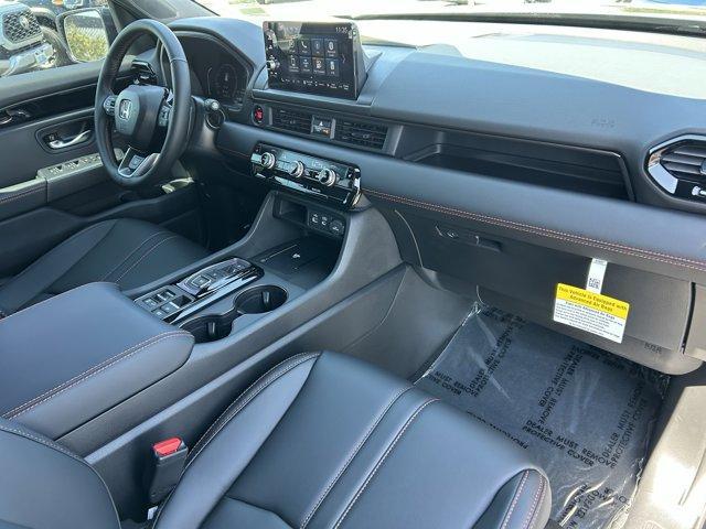 new 2025 Honda Pilot car