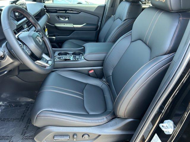 new 2025 Honda Pilot car