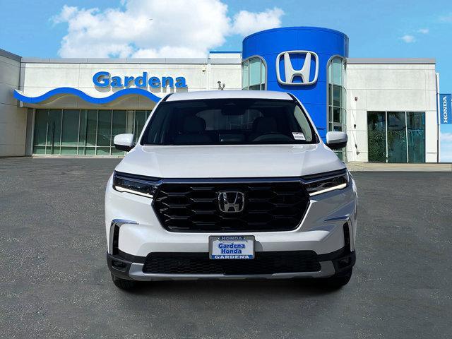 new 2025 Honda Pilot car, priced at $48,280