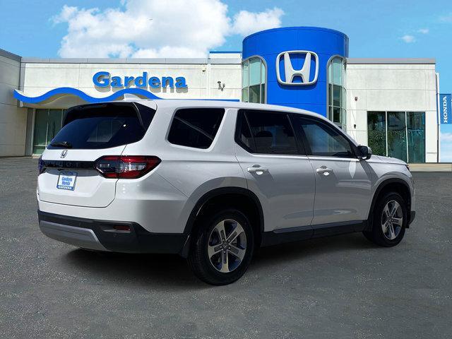 new 2025 Honda Pilot car, priced at $48,280