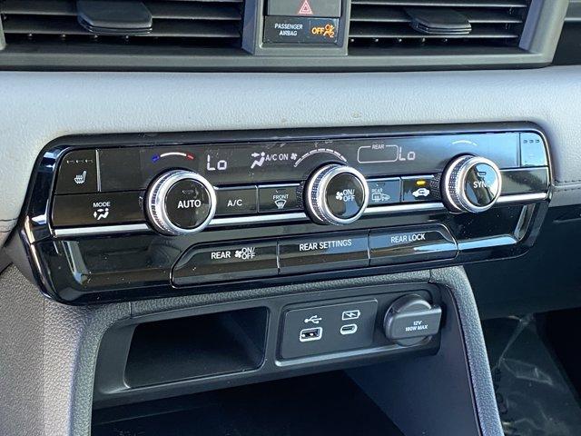 new 2025 Honda Pilot car, priced at $48,280