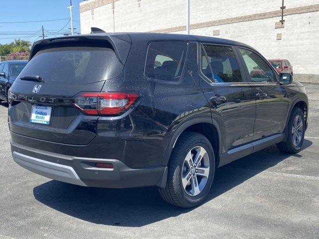 new 2025 Honda Pilot car, priced at $44,895