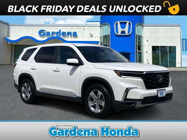 new 2025 Honda Pilot car, priced at $46,180