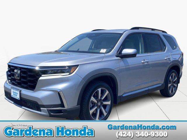 new 2025 Honda Pilot car, priced at $48,895