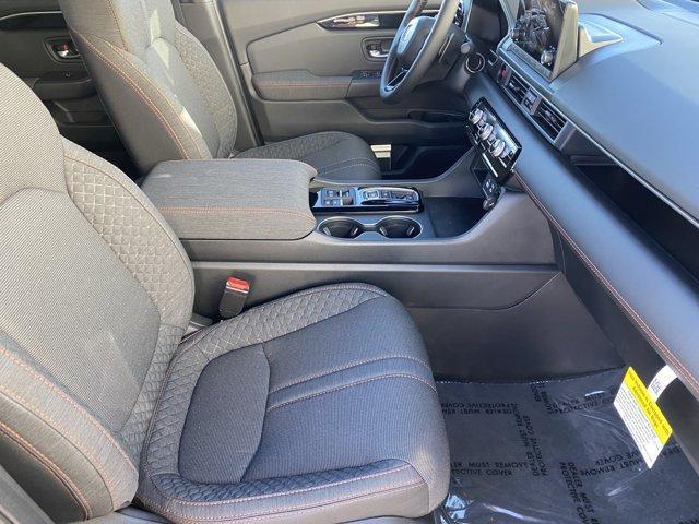 new 2025 Honda Pilot car, priced at $42,880