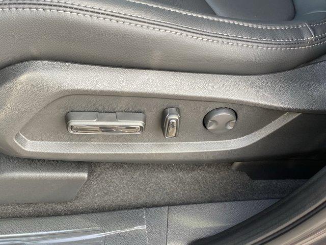 new 2025 Honda Pilot car, priced at $48,995