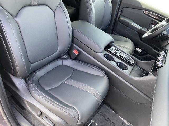 new 2025 Honda Pilot car, priced at $48,995