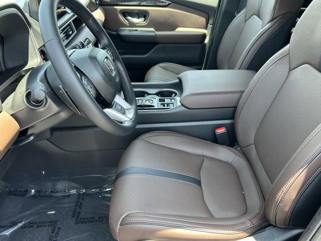 new 2025 Honda Pilot car, priced at $54,530