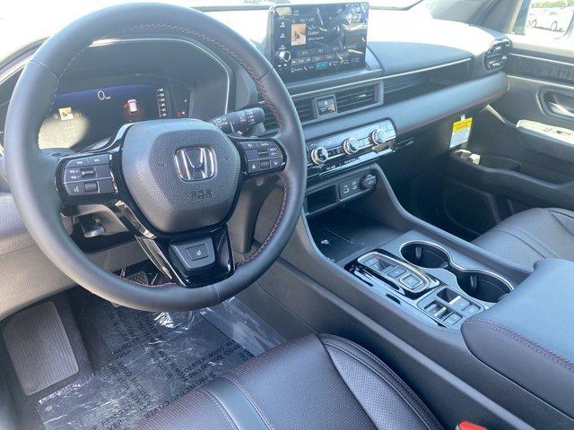 new 2025 Honda Pilot car, priced at $56,530