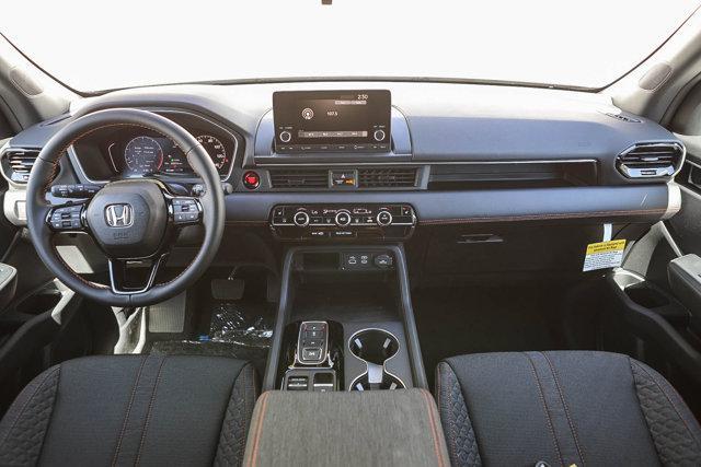 new 2025 Honda Pilot car, priced at $41,695