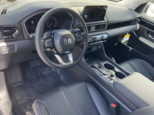 new 2025 Honda Pilot car, priced at $51,350