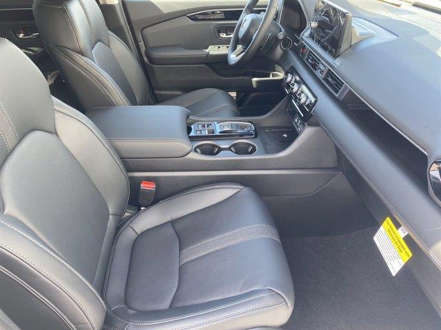 new 2025 Honda Pilot car, priced at $51,350