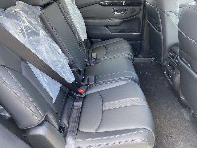 new 2025 Honda Pilot car, priced at $46,135