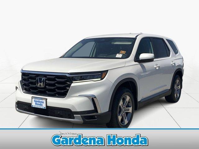 new 2025 Honda Pilot car, priced at $47,150