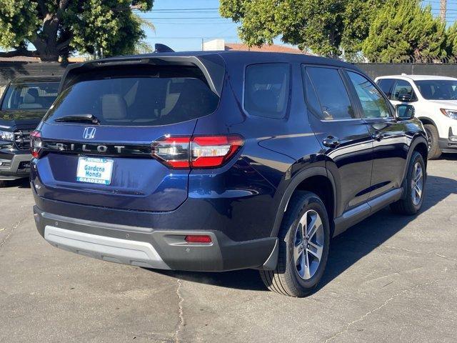 new 2025 Honda Pilot car, priced at $46,995