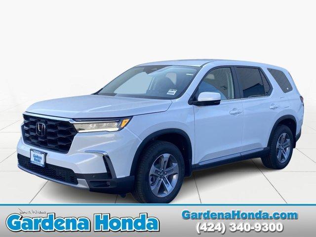 new 2025 Honda Pilot car, priced at $46,830