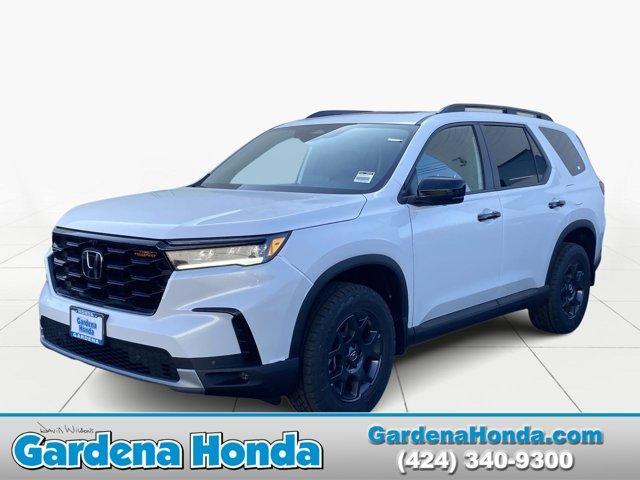 new 2025 Honda Pilot car, priced at $52,035