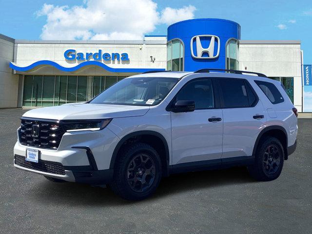 new 2025 Honda Pilot car, priced at $51,830