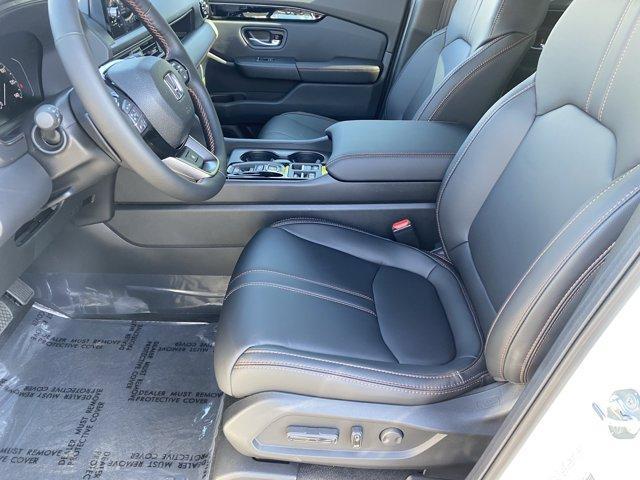 new 2025 Honda Pilot car, priced at $51,830