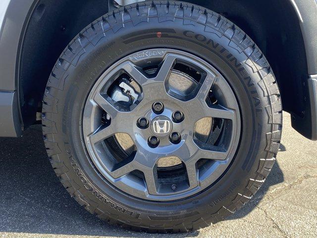 new 2025 Honda Pilot car, priced at $51,830