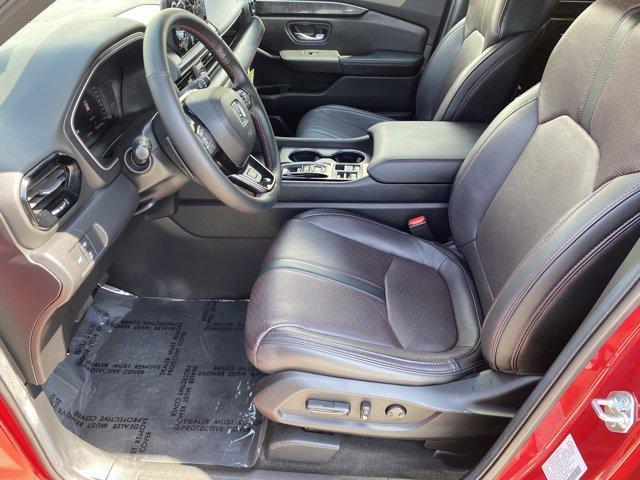 used 2025 Honda Pilot car, priced at $47,588