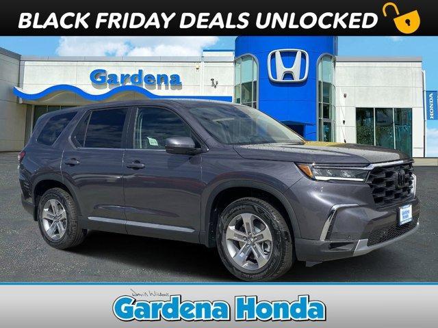 new 2025 Honda Pilot car, priced at $45,725
