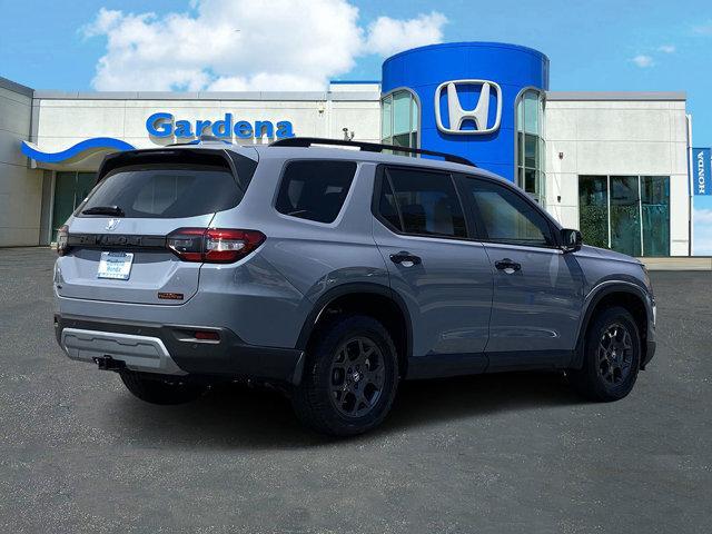 new 2025 Honda Pilot car, priced at $51,830