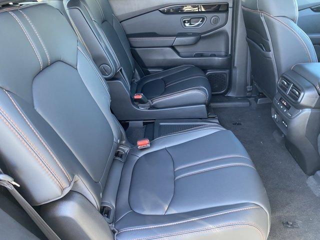 new 2025 Honda Pilot car