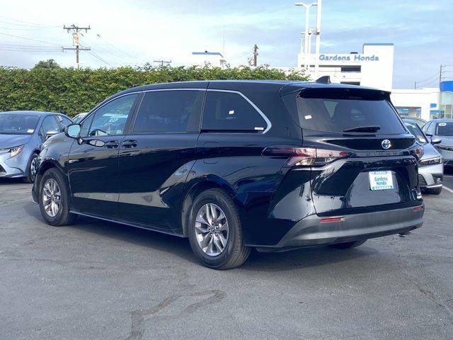 used 2023 Toyota Sienna car, priced at $38,388