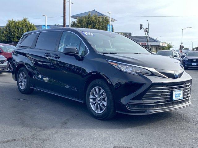 used 2023 Toyota Sienna car, priced at $38,388