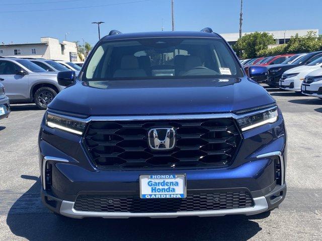 new 2025 Honda Pilot car, priced at $51,545