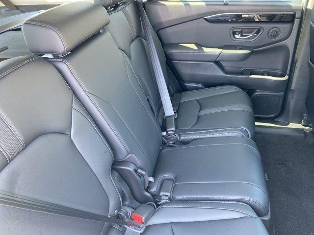 new 2025 Honda Pilot car, priced at $48,280