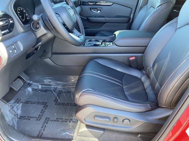 new 2025 Honda Pilot car, priced at $52,135