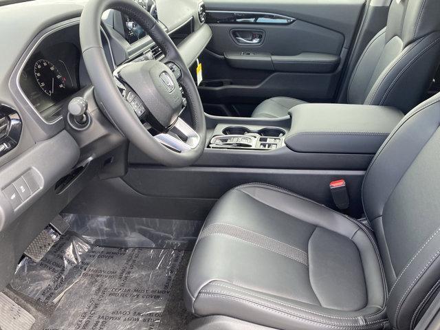 new 2025 Honda Pilot car, priced at $46,180