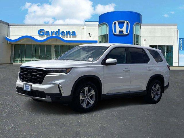 new 2025 Honda Pilot car, priced at $46,180