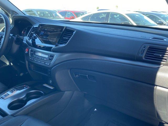 used 2022 Honda Pilot car, priced at $31,988