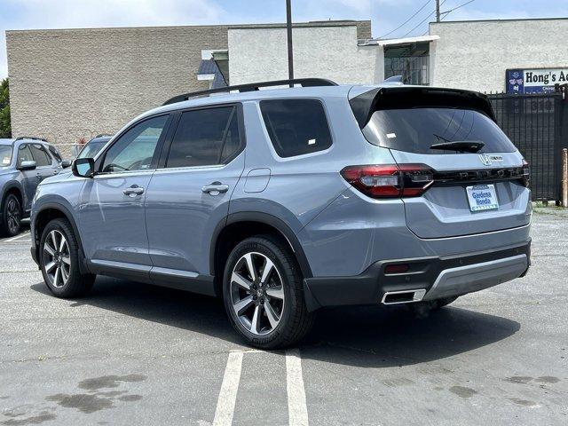 new 2025 Honda Pilot car, priced at $49,350