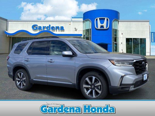 new 2025 Honda Pilot car, priced at $51,095