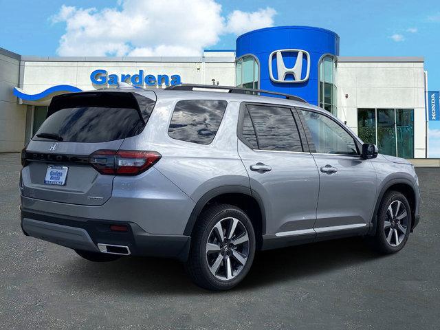 new 2025 Honda Pilot car, priced at $51,095