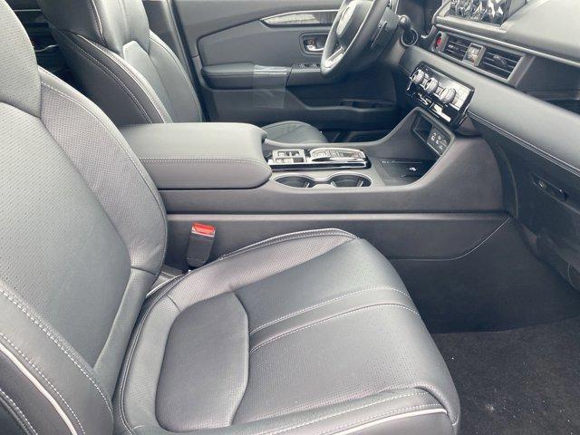 new 2025 Honda Pilot car, priced at $54,575