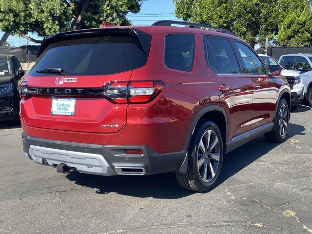 new 2025 Honda Pilot car, priced at $51,070