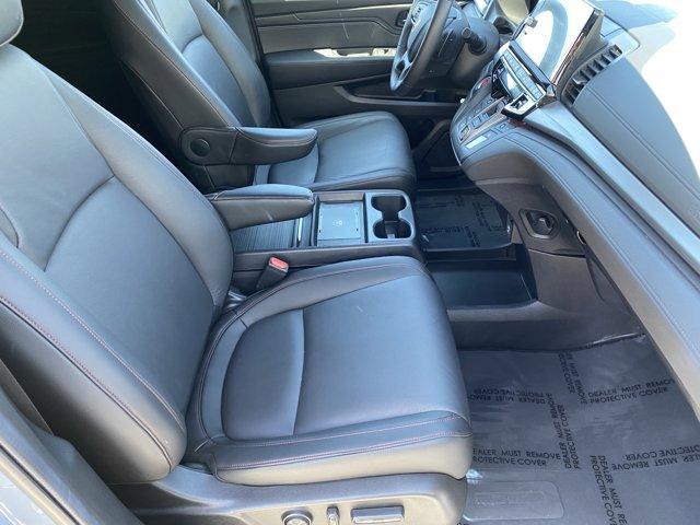 used 2025 Honda Odyssey car, priced at $37,688