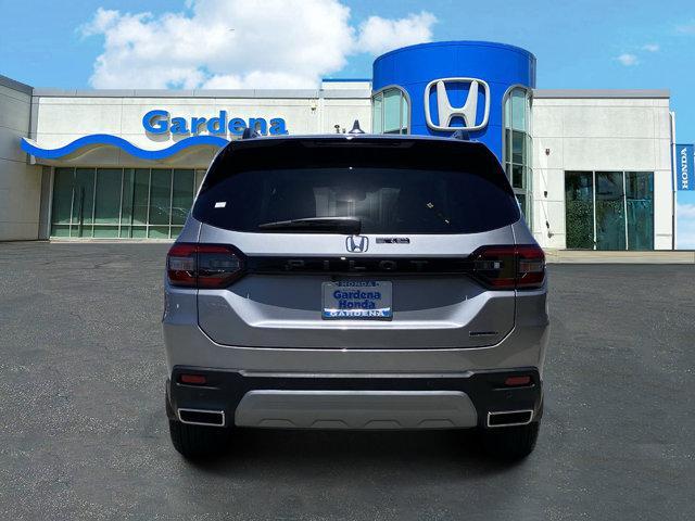 new 2025 Honda Pilot car, priced at $50,895