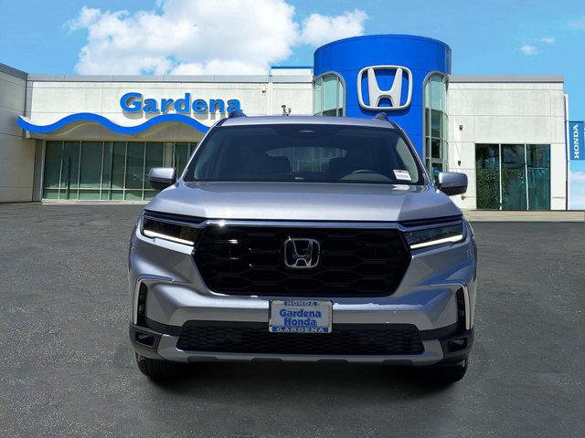 new 2025 Honda Pilot car, priced at $50,895